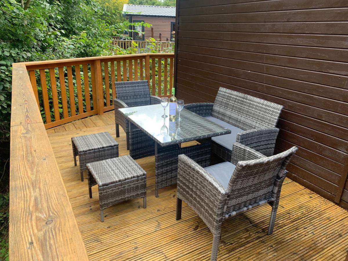 Immaculate 3-Bed Lodge In Hawick Buitenkant foto