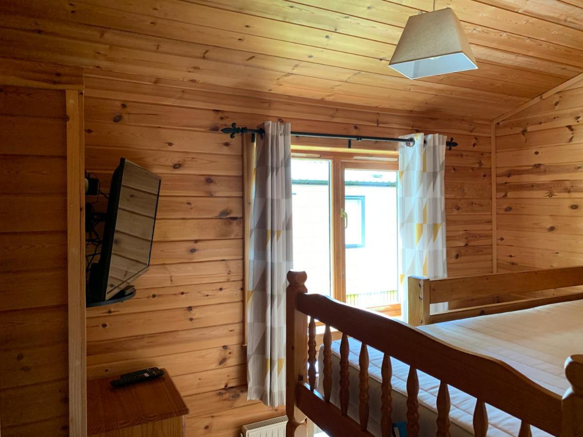 Immaculate 3-Bed Lodge In Hawick Buitenkant foto