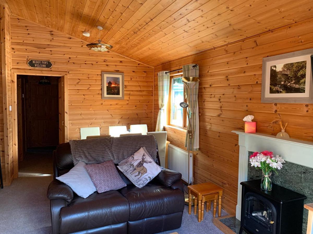 Immaculate 3-Bed Lodge In Hawick Buitenkant foto