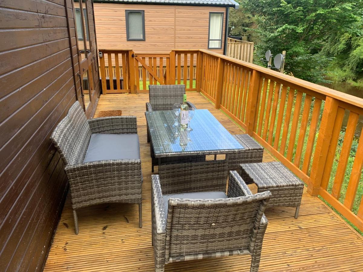 Immaculate 3-Bed Lodge In Hawick Buitenkant foto